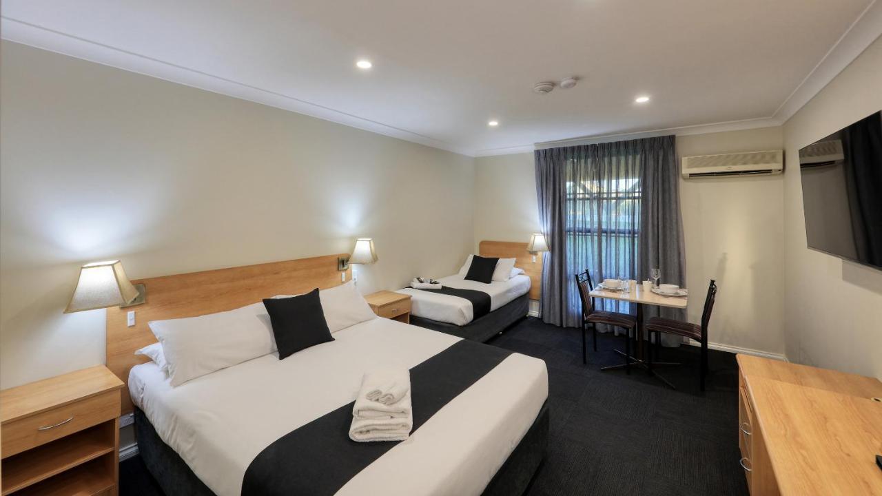 Bushman'S Motor Inn Parkes Zewnętrze zdjęcie