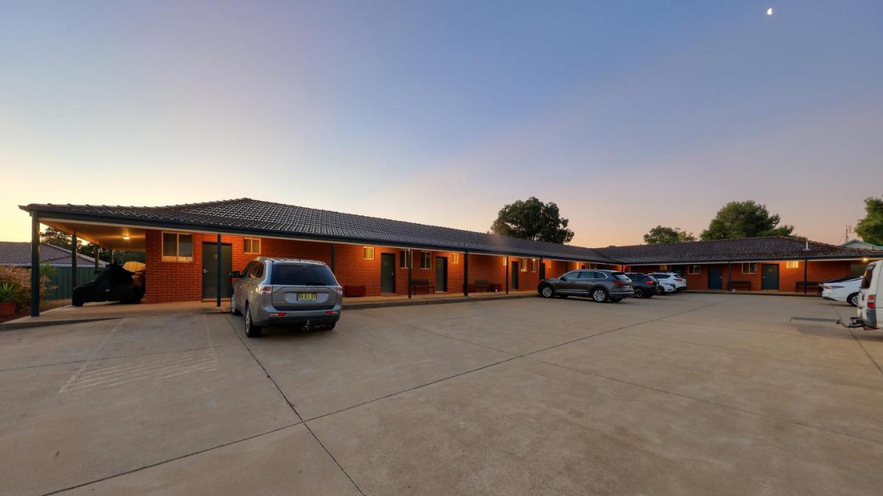 Bushman'S Motor Inn Parkes Zewnętrze zdjęcie