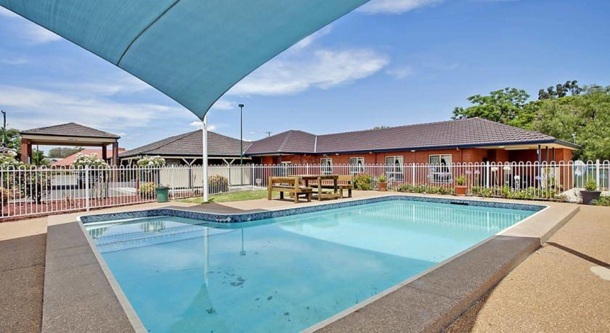 Bushman'S Motor Inn Parkes Zewnętrze zdjęcie