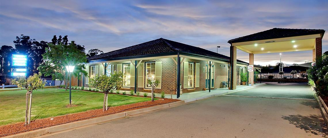 Bushman'S Motor Inn Parkes Zewnętrze zdjęcie